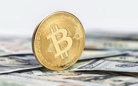 比特币价格突破7.1万美元 市场普涨背后的驱动因素与未来展望