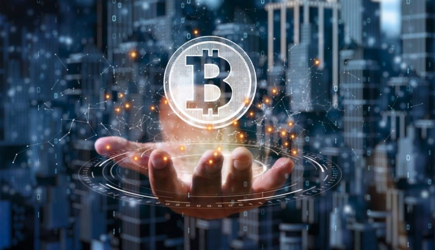 比特币ETF单周吸金近10亿，地缘缓和助推价格突破7.7万