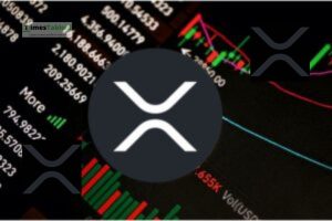 XRP月线现关键信号：第三次低点反转或临近？