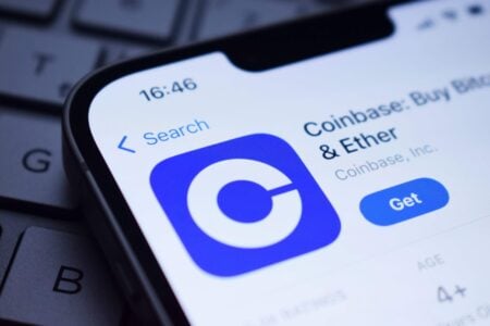 Coinbase股价飙涨11%：法案推进与代币化股票引爆市场