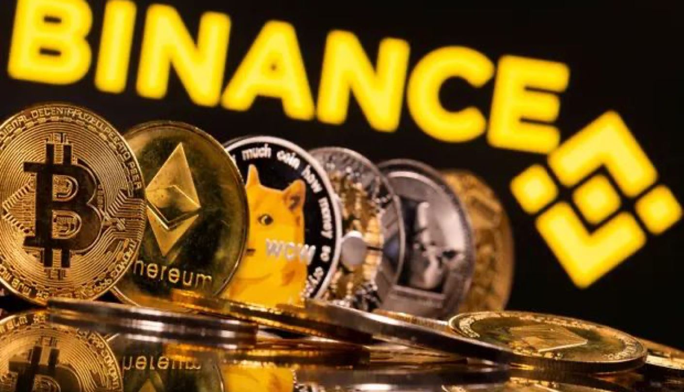 比特币8月暴涨25%创十年新高，年内仍跌超30%
