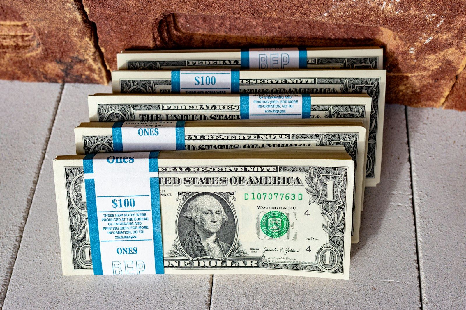 Shopify牵手Base推USDC支付，电商加密化再进一步